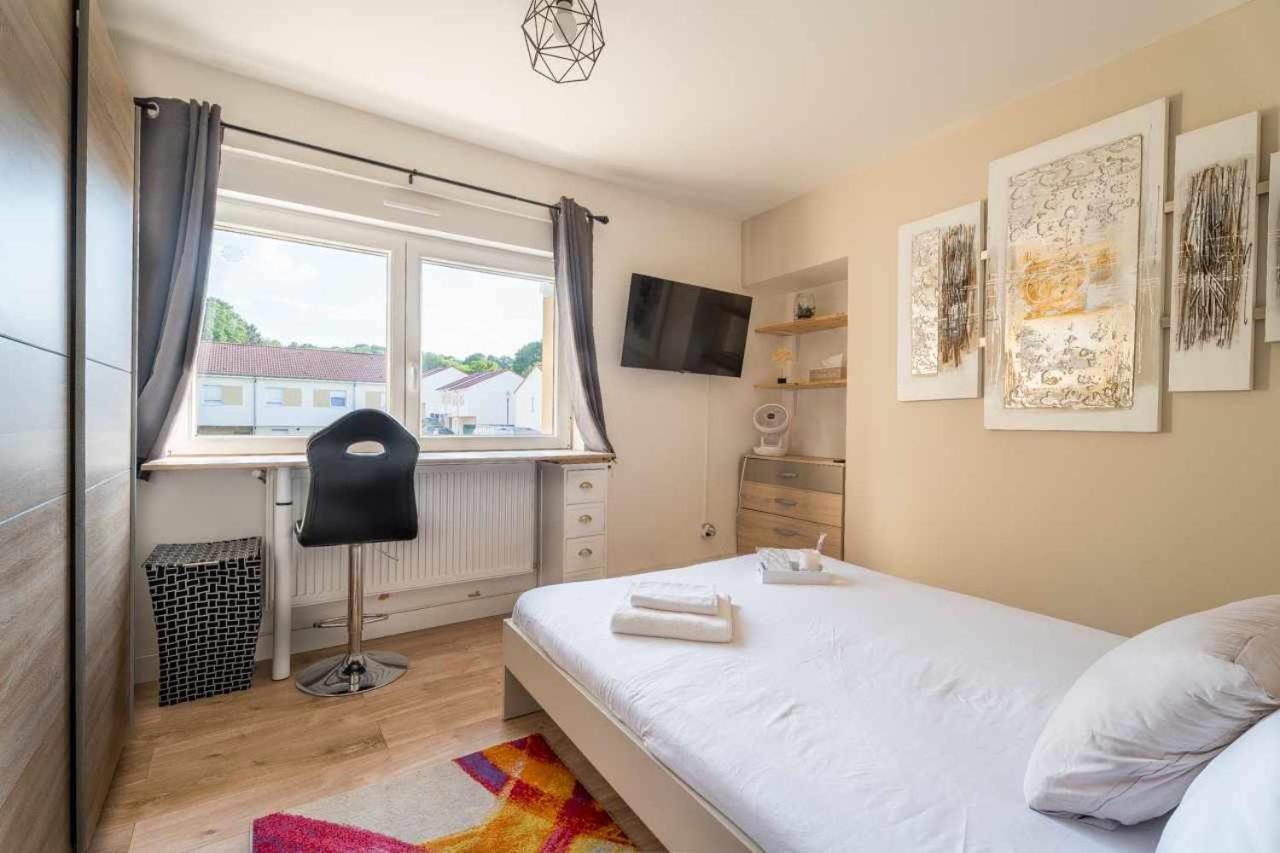 Privee 14m - Wifi - Appart' 120m Homestay *