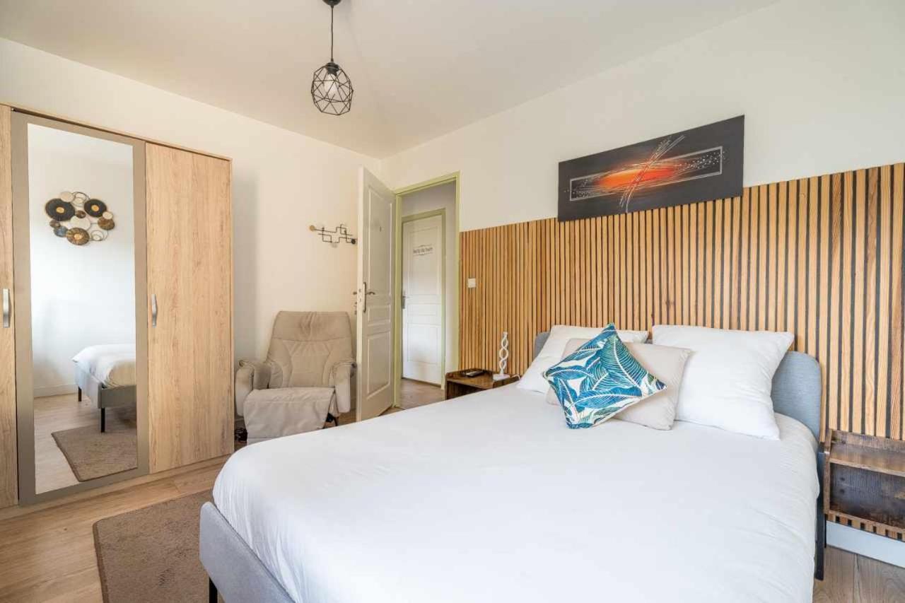 Privee 14m - Wifi - Appart' 120m Homestay *